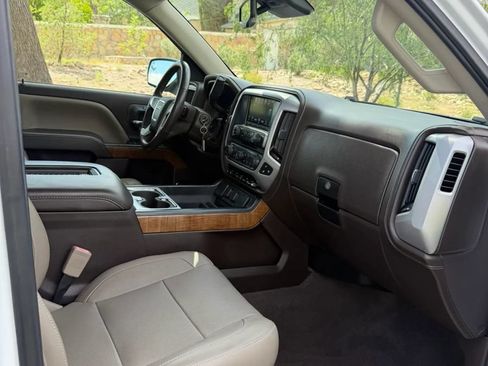 Used 2018 GMC Sierra 1500 SLT w/ Enhanced Driver Alert Package RWD image 11