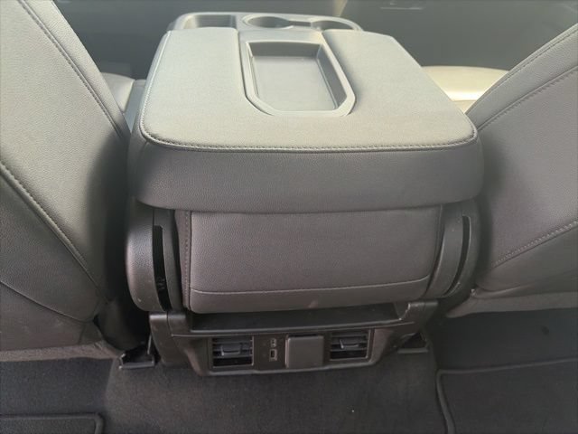 Used 2025 GMC Sierra 1500 SLT AWD/4WD image 13
