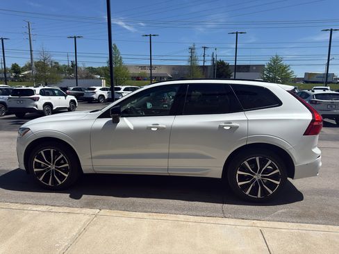 Used 2023 Volvo XC60 B5 Plus w/ Protection Package Premier image 6