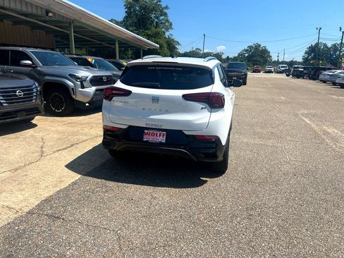 Used 2024 Buick Encore GX Sport Touring w/ Comfort Package image 8