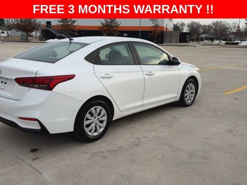 Used 2021 Hyundai Accent SE image 8