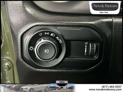 Used 2023 Jeep Wrangler Unlimited Sport w/ Sun And Sound Package AWD/4WD image 19