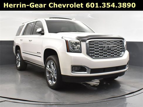Used 2020 GMC Yukon Denali w/ Denali Ultimate Package image 26
