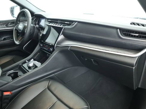 Used 2025 Jeep Grand Cherokee Limited 4xe image 22