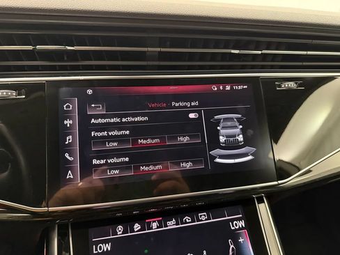 Used 2019 Audi Q8 Premium Plus AWD/4WD image 34