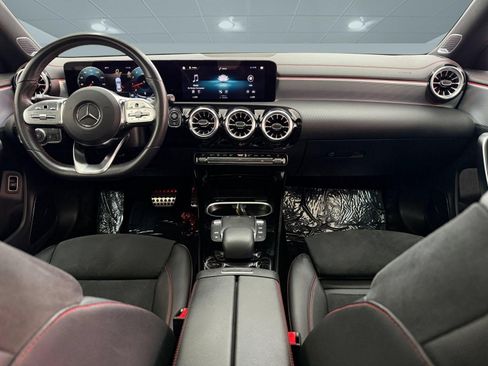 Used 2023 Mercedes-Benz CLA 250 image 12