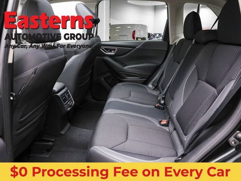 Used 2023 Subaru Forester Premium AWD/4WD image 25