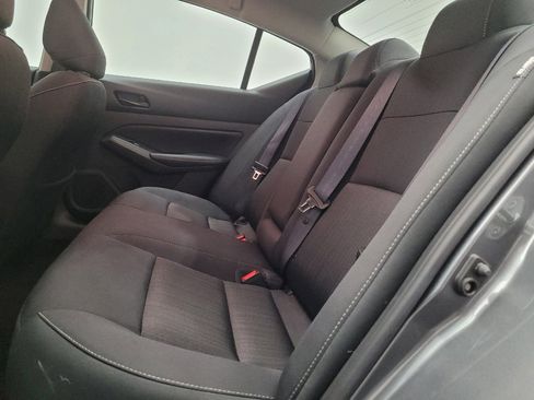 Used 2025 Nissan Altima 2.5 SV FWD image 18