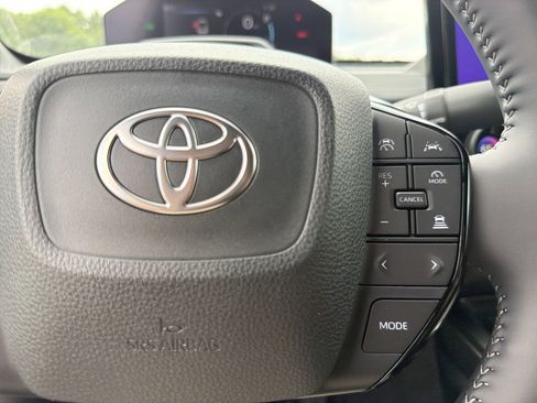 New 2026 Toyota C-HR AWD/4WD image 27