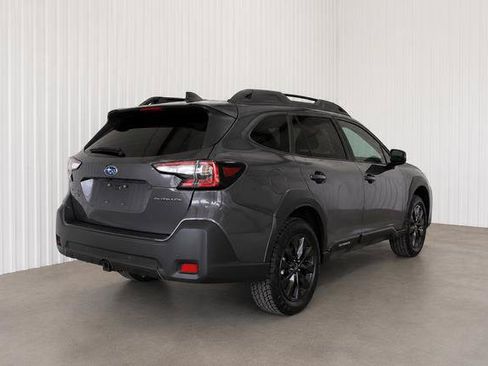 Used 2025 Subaru Outback Onyx Edition AWD/4WD image 6
