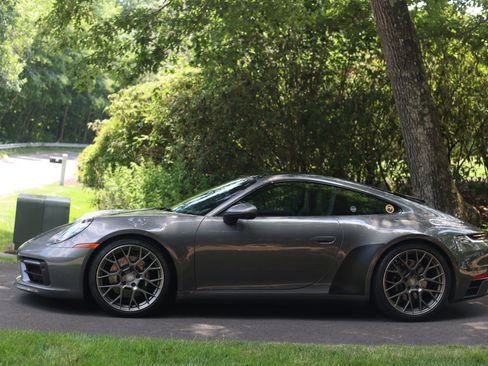 Used 2021 Porsche 911 GT3 RS image 7