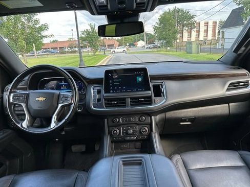 Used 2023 Chevrolet Tahoe LT AWD/4WD image 3