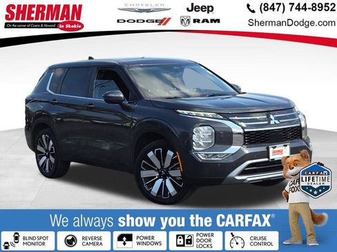 Used 2025 Mitsubishi Outlander SE AWD/4WD image 1