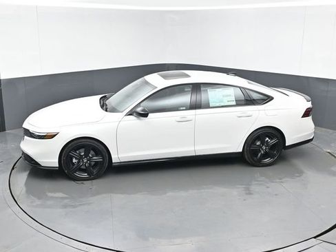 New 2026 Honda Accord Hybrid Sport-L image 35