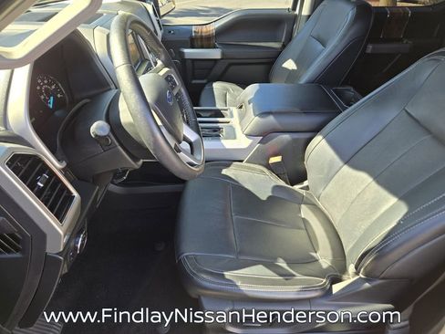 Used 2019 Ford F150 Lariat image 10