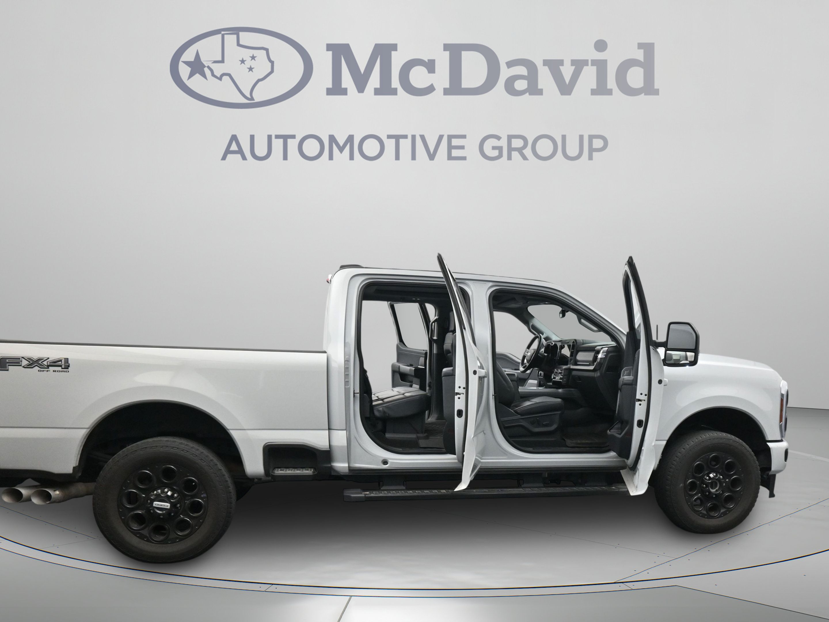 Used 2025 Ford F250 Lariat w/ Lariat Ultimate Package AWD/4WD image 41