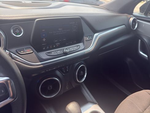 Used 2021 Chevrolet Blazer LT FWD image 20