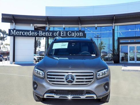 New 2026 Mercedes-Benz GLB 250 image 2