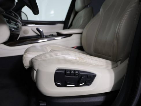 Used 2017 BMW X5 xDrive35i image 11