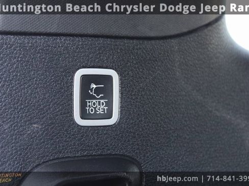 Used 2022 Jeep Wagoneer Series III image 48