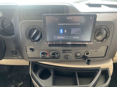 Used 2022 Ford E-450 and Econoline 450 Super Duty w/ Motorhome Prep Package image 36