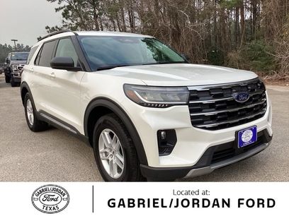 Used 2025 Ford Explorer Active w/ Active Comfort Package