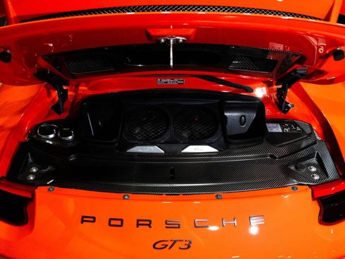 Used 2018 Porsche 911 GT3 RWD image 25