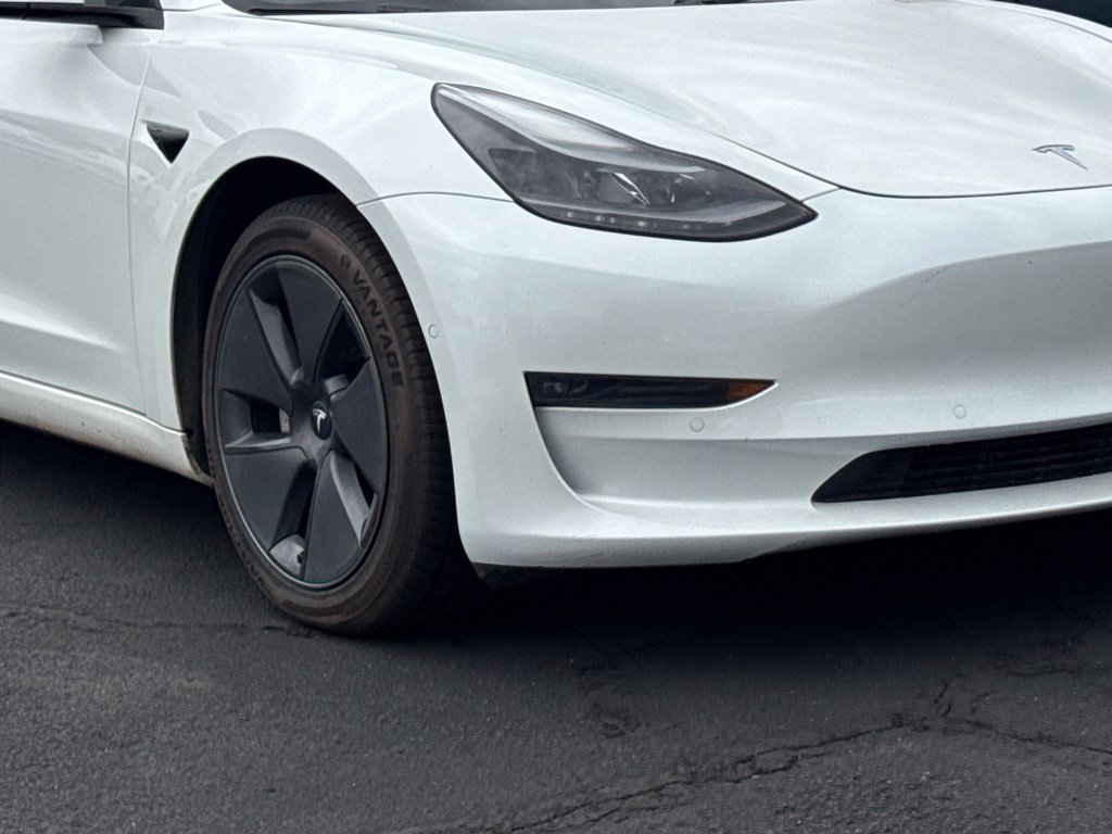Used 2022 Tesla Model 3 Long Range AWD/4WD image 4