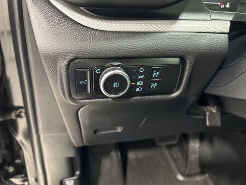 Used 2023 Ford Explorer XLT w/ Equipment Group 202A AWD/4WD image 13