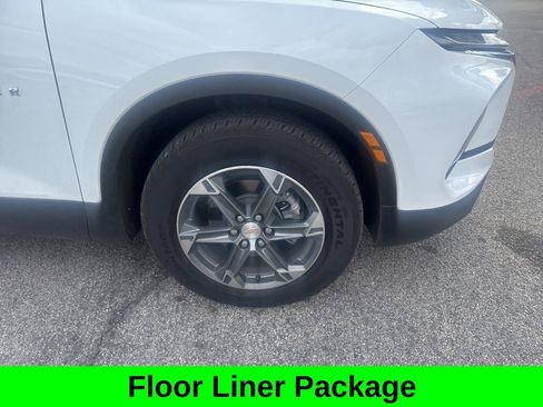 Used 2025 Chevrolet Blazer LT w/ LPO, Floor Liner Package image 3