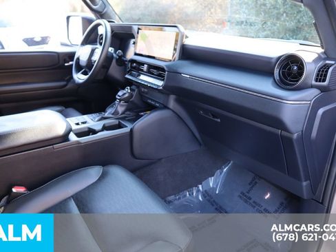 Used 2024 Toyota Land Cruiser image 33