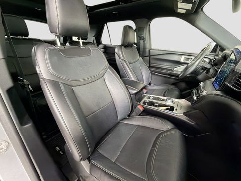 Used 2020 Ford Explorer ST w/ ST Street Pack image 29