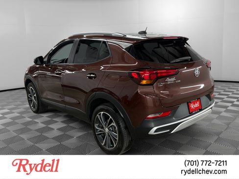 Used 2022 Buick Encore GX Select AWD/4WD image 3