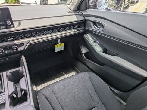Used 2025 Honda Accord SE image 16