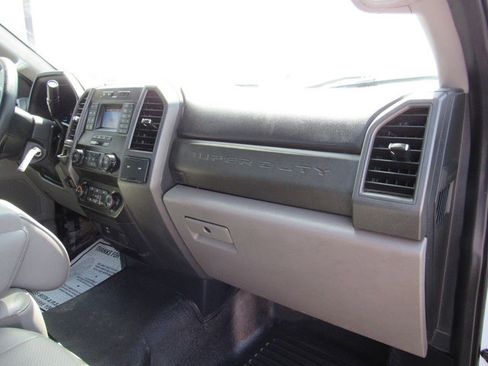 Used 2021 Ford F550 2WD Regular Cab Super Duty image 15