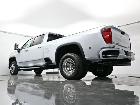 New 2026 Chevrolet Silverado 3500 High Country w/ Technology Package image 43