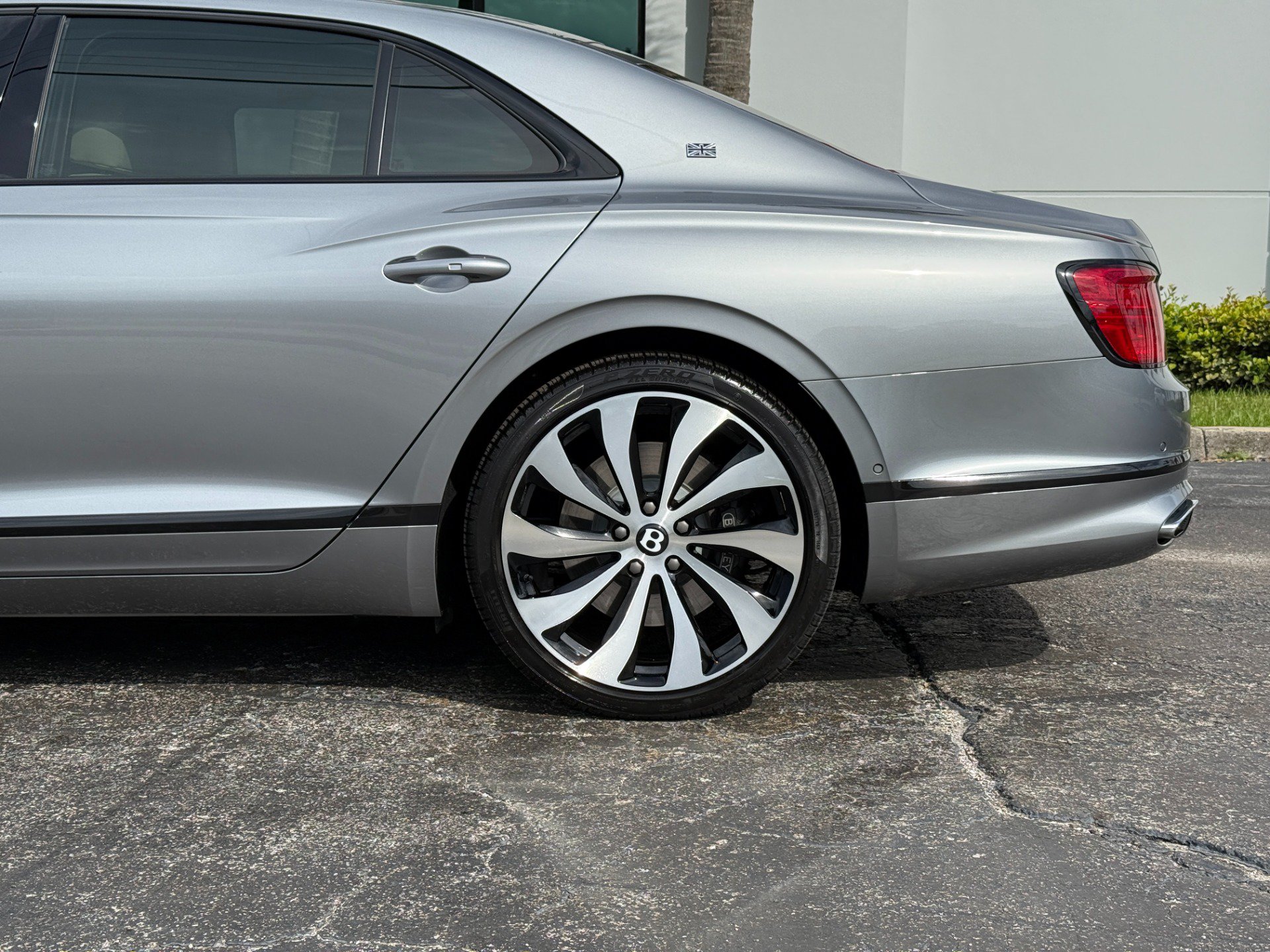 Used 2020 Bentley Flying Spur W12 AWD/4WD image 14