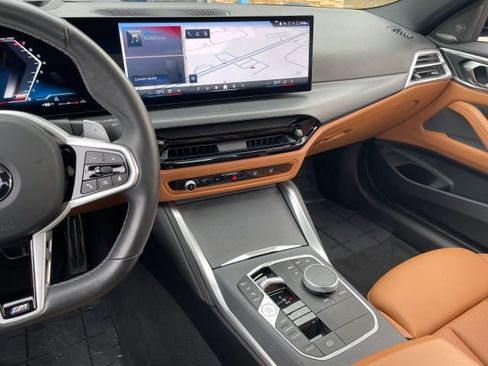 Used 2025 BMW M440i M440i w/ Premium Package image 34