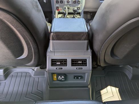 Used 2024 INEOS Grenadier Station Wagon AWD/4WD image 42