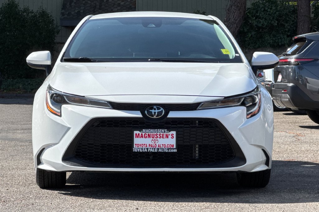 Used 2021 Toyota Corolla LE w/ LE Convenience Package FWD image 8