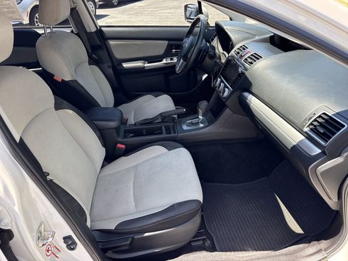 Used 2017 Subaru Crosstrek 2.0i Premium AWD/4WD image 30