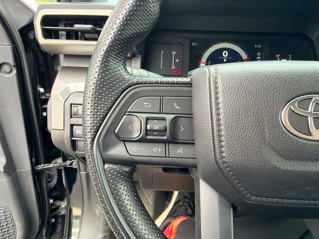 Certified 2025 Toyota Tacoma SR5 AWD/4WD image 20