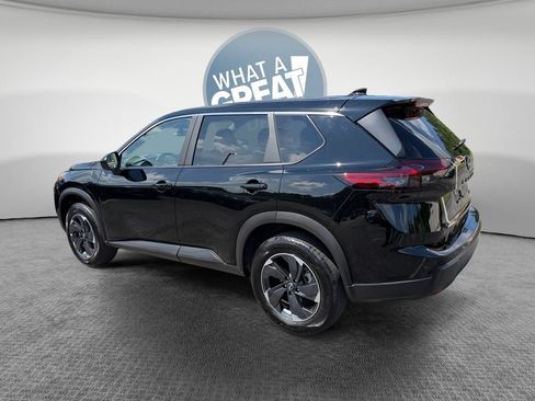 Used 2026 Nissan Rogue SV AWD/4WD image 6