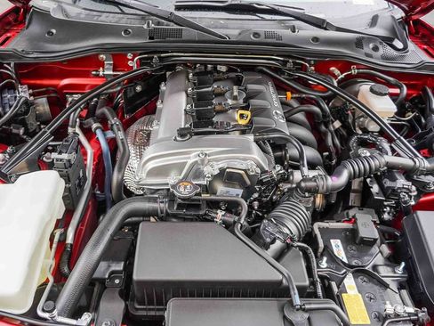 New 2026 MAZDA MX-5 Miata Club w/ Appearance Package RWD image 13