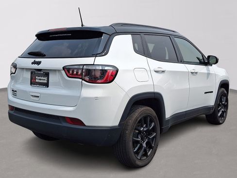 Used 2023 Jeep Compass Latitude w/ Convenience Group AWD/4WD image 6