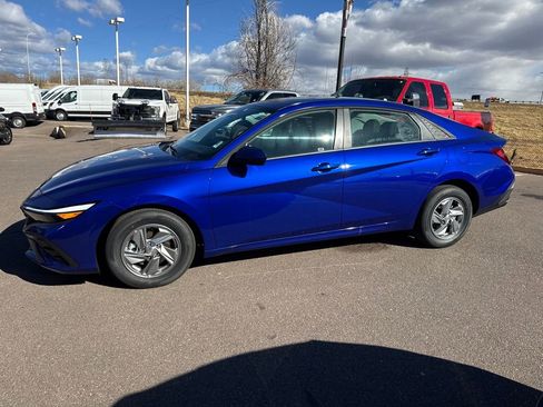 Certified 2026 Hyundai Elantra SE image 20