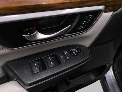 Used 2017 Honda CR-V EX-L image 29
