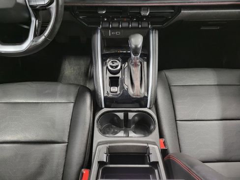 Used 2023 Chevrolet Colorado Z71 w/ Z71 Convenience Package 2 image 17