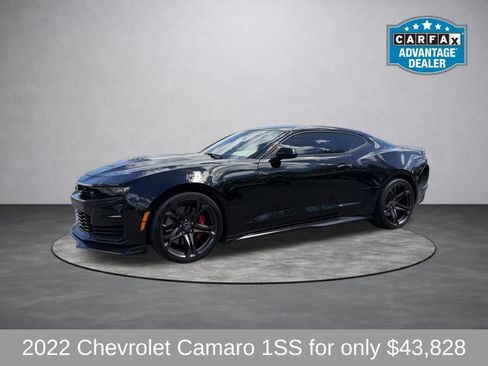Used 2022 Chevrolet Camaro SS RWD image 6