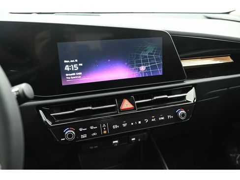 New 2025 Kia Niro EX w/ EX Cold Weather Package image 28